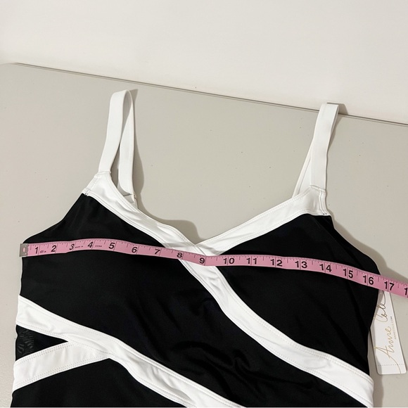 Anne Cole Plus Size Contrast Trim Mesh Insert One-Piece Swimsuit Size 20W - Picture 6 of 13